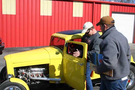 64 Até que enfim, uma voltinha no Hot Rod