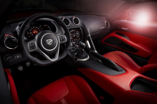 Fotos de Carros - Chrysler Dodge Viper SRT 2013 Fotos de Carros - Chrysler Dodge Viper SRT 2013