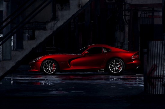 Fotos de Carros - Chrysler Dodge Viper SRT 2013 Fotos de Carros - Chrysler Dodge Viper SRT 2013